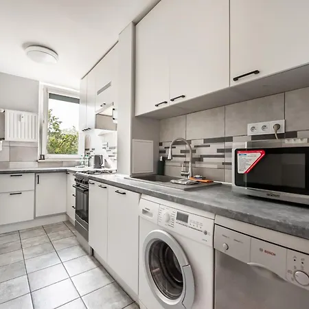 Chodecka Homely Apartment Warsaw