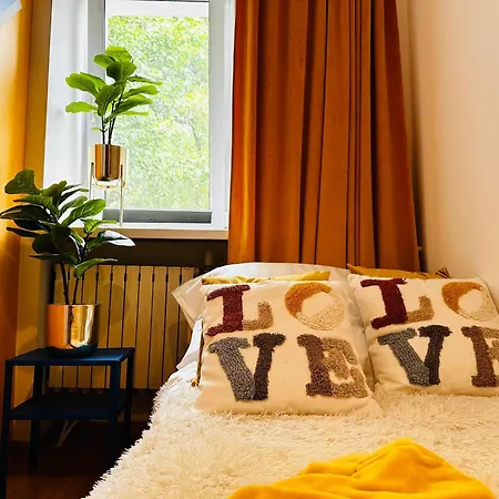 Apartment Luxury 4-bedroom In Centre - Self-check In & Fast Wifi