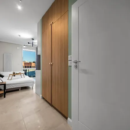 Wiktoryn - Balcony, Gym & Sauna - By Rentujemy Apartment