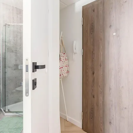 Enjoy! Pileckiego Apartment Warsaw