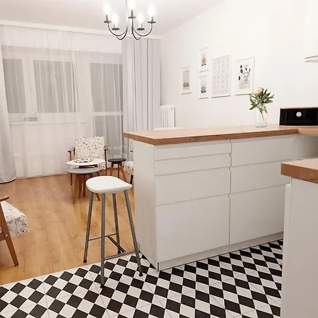 Hej! Jarzebskiego Apartament *