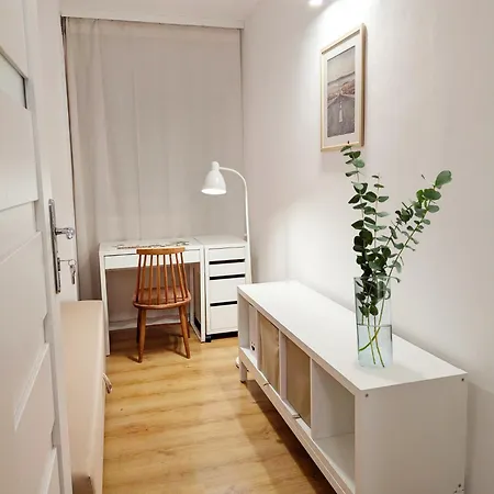 Hej! Jarzebskiego Apartament Warszawa
