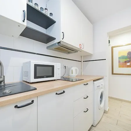 Unitapartament Short Rent In By Metro Station Rondo Onz With 3bedrooms 22 * Warsaw