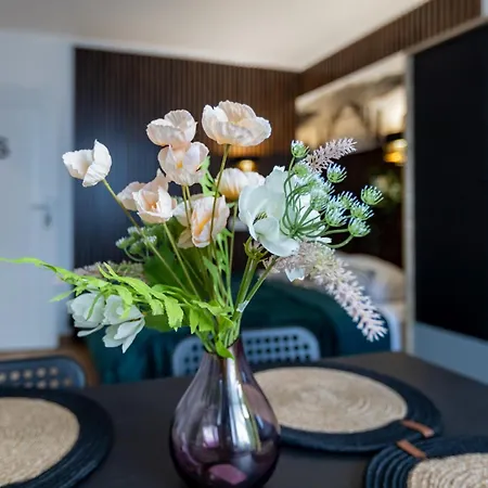 Unitapartament Short Rent In By Metro Station Rondo Onz With 3bedrooms 22 Warsaw