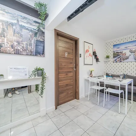Unitapartament Short Rent In By Metro Station Rondo Onz With 3bedrooms 22 Apartment Warsaw