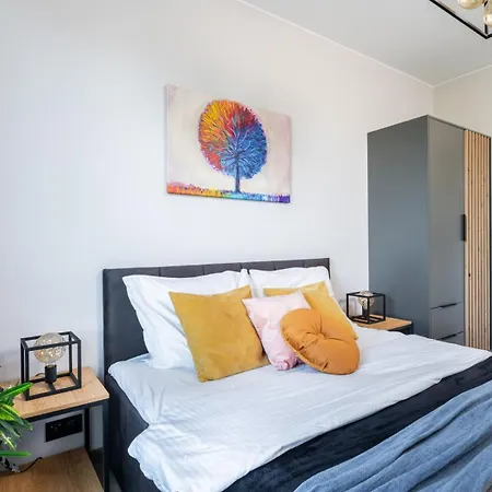 Apartament Superapart Wiktoryn 6 *