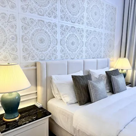 Appart hôtel Mondrian Luxury Unesco Old Town *
