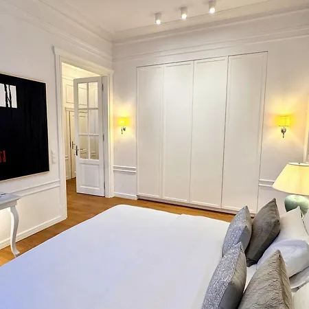 Appart hôtel Mondrian Luxury Unesco Old Town