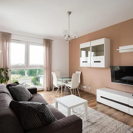 Metro Mlynow Comfy Apartment Warsaw