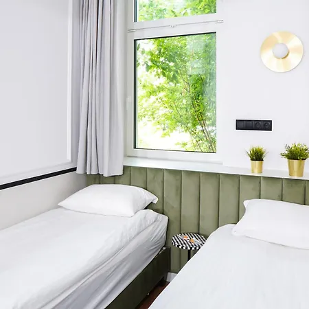 Nowy Swiat 28 Apartment 3*