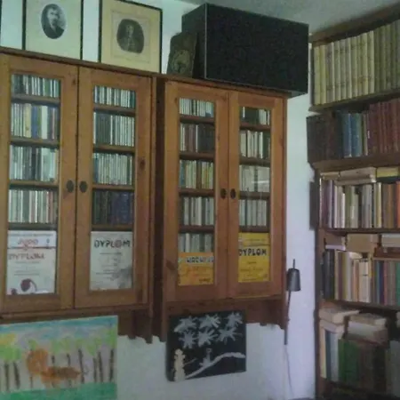 Apartment Wola Piec Pokoi Od 2 Do 5 Dni