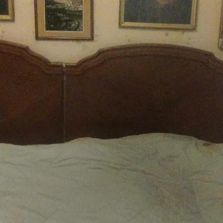 Wola Piec Pokoi Od 2 Do 5 Dni Apartment *