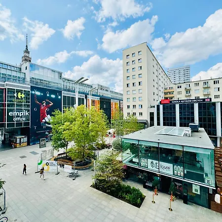 Apartment In The Heart Of City Center Warsaw