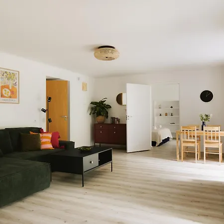 Homestay Apple Warsaw