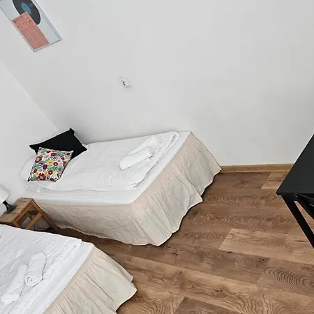 Apartment Woloska 80 *