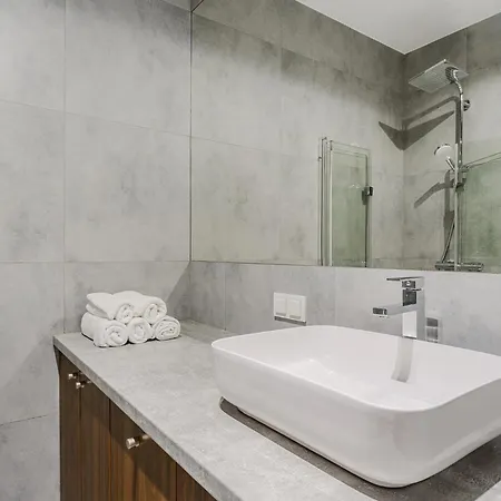 Apartment Premium On Browary Warszawskie With Parking & Balcony