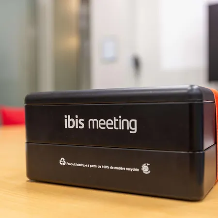 Ibis Centrum Hotell 2*