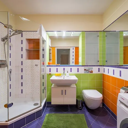 Apartment Royal Baths Spacious Warsaw