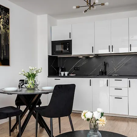 Pileckiego 59 By Perfect Free Parking Apartament