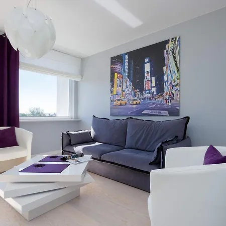 Apartment Stylish In Downtown By Renters