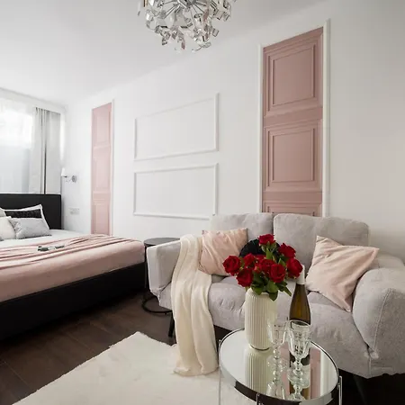 So Chic! 2-Bedroom Urban Suite 900M To Central Station Metro Rondo Onz Apartment *