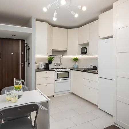 Apartment So Chic! 2-Bedroom Urban Suite 900M To Central Station Metro Rondo Onz