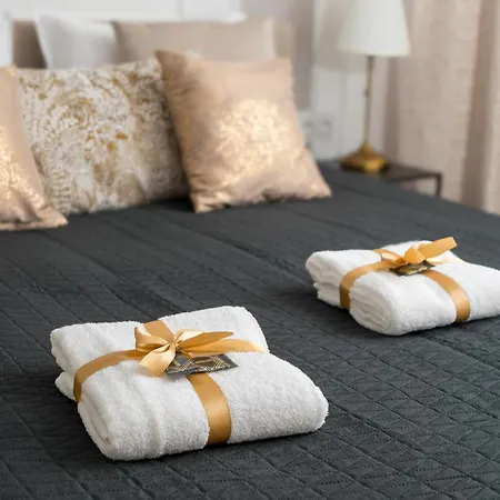 Apartment So Chic! 2-Bedroom Urban Suite 900M To Central Station Metro Rondo Onz *
