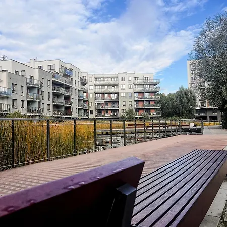 Lake Park Apartament With Free Parking Airport Netflix Warsaw
