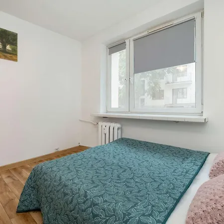 Merliniego Trendy With Desk By Renters *