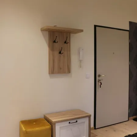 Relax&comfort New Waw 50 Sqm With Terrace, Garden, Free Parking And Ac Διαμέρισμα