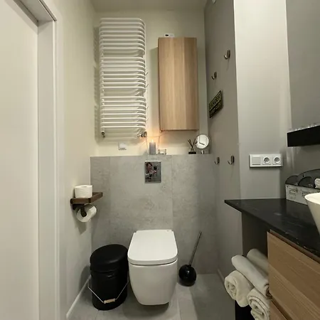 Relax&comfort New Waw 50 Sqm With Terrace, Garden, Free Parking And Ac Διαμέρισμα *