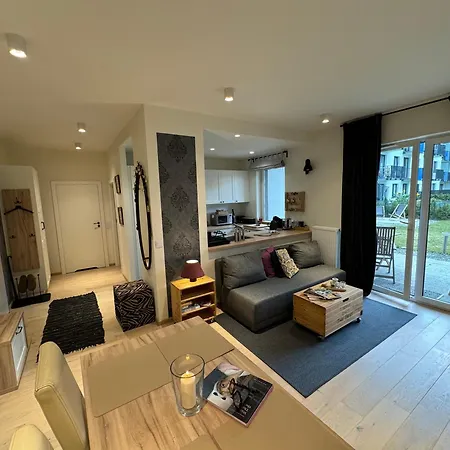 Διαμέρισμα Relax&comfort New Waw 50 Sqm With Terrace, Garden, Free Parking And Ac Βαρσοβία