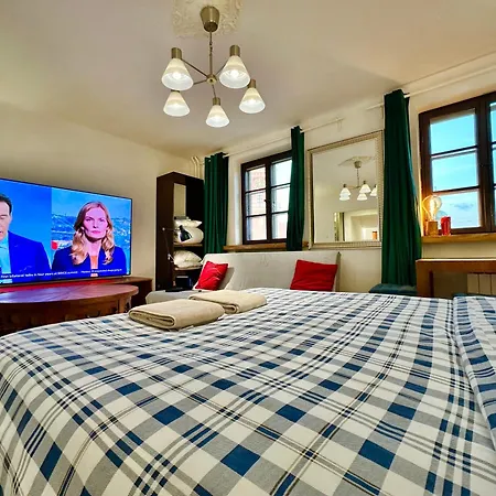 Lägenhet Old Town View Wifi 300 Mb/s Huge Screen Netflix Appletv Amazontv *