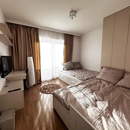Kaskady Airport Modern - Close To The Airport And Center Warszawa