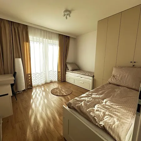 Kaskady Airport Modern - Close To The Airport And Center Warszawa