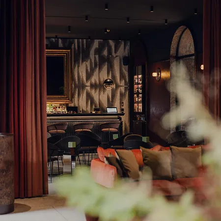 Flaner Hotel, Worldhotels Crafted 4* Varsóvia