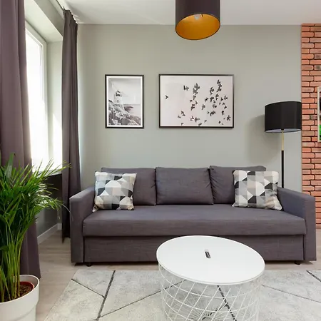 Emilii Plater By Renters Apartament *