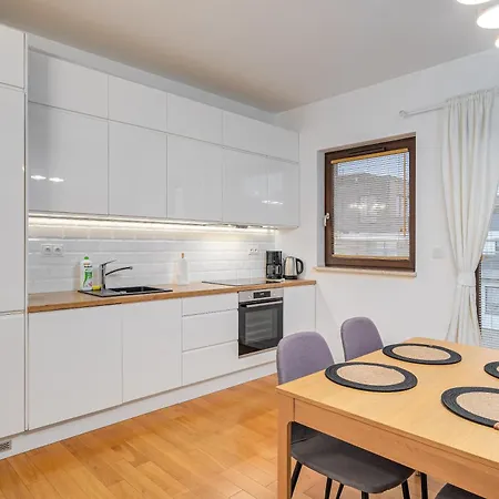 Sarmacka 4b By Nyx Apartament