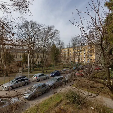 Spacious Astronaut's Wlochy By Renters * Warsaw