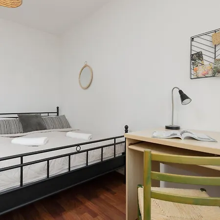 Spacious Astronaut's Wlochy By Renters Apartment *
