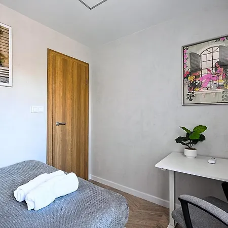 Apartment Nordic 2 Bedrooms And Ac, Center