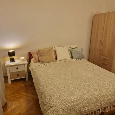 Apartment Prestige Centrum *