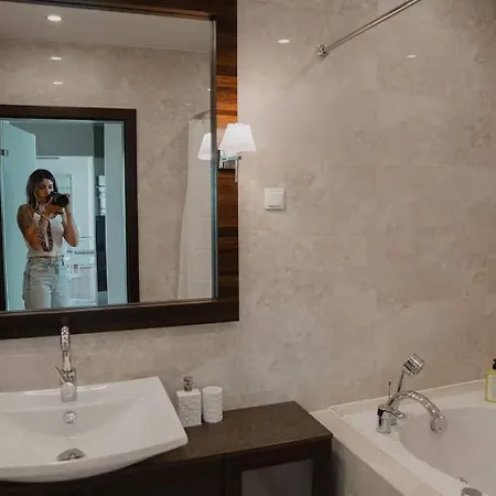 Modern With Parking Near Metro Kabaty By Renters Apartment