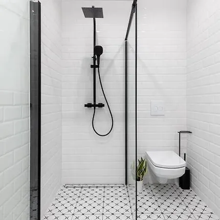 Apartament Wielicka Spacious Near Metro Wwa40