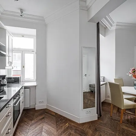 Center - Cozy And Bright - Dobra 11 Apartament *