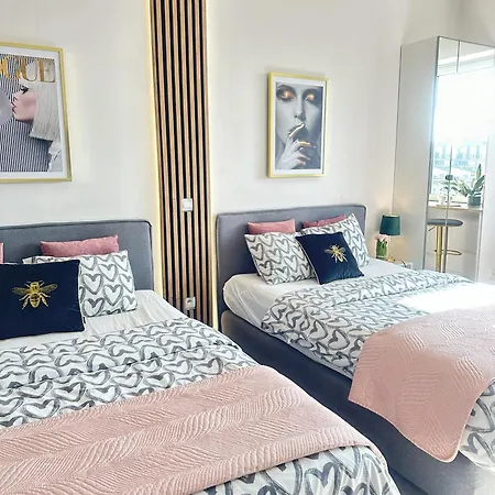 Apartment Exclusive Smolna *