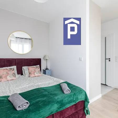 Apartment Superapart Nowy Sluzewiec, Next To Chopina Airport, Tor Sluzewiec, Aircondition Warsaw