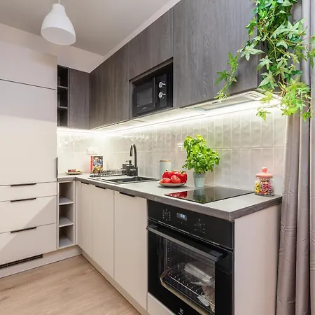 Superapart Nowy Sluzewiec, Next To Chopina Airport, Tor Sluzewiec, Aircondition Apartamento Varsovia