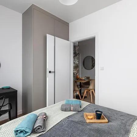 Apartamento Superapart Nowy Sluzewiec, Next To Chopina Airport, Tor Sluzewiec, Aircondition