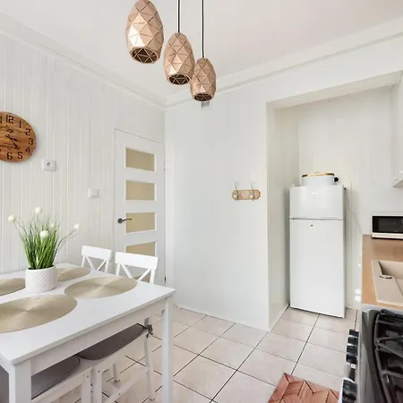 Metro Zacisze Fausta House With Garden 아파트 바르샤바